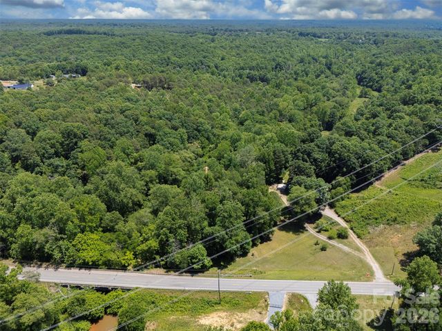 3901 Hickory Highway, Statesville, NC 28677