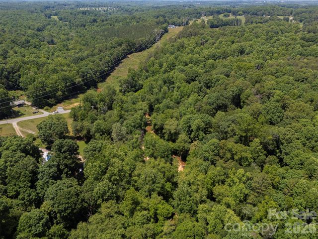 3901 Hickory Highway, Statesville, NC 28677