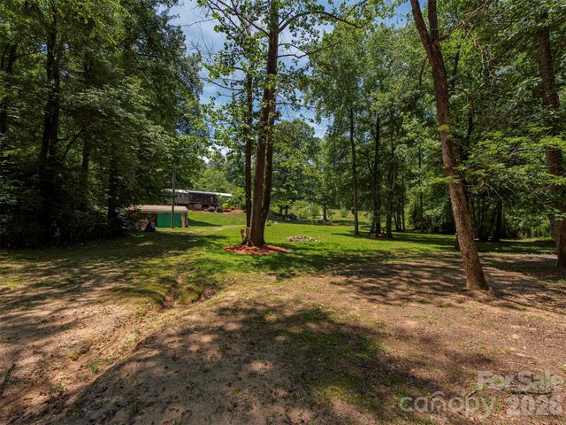 3901 Hickory Highway, Statesville, NC 28677
