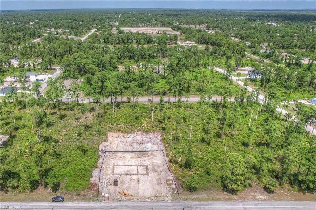 1081 Ainsworth ST E, LEHIGH ACRES, FL 33974 — exterior