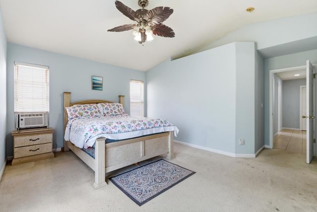 242 Makenna Drive, Madera, CA 93637