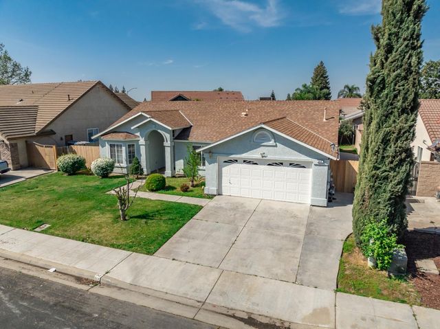 242 Makenna Drive, Madera, CA 93637