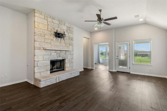 420 Blue Oak BLVD, San Marcos, TX 78666