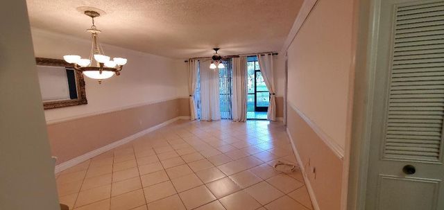 7500 NW 1st Court 102-3, Plantation, FL 33317