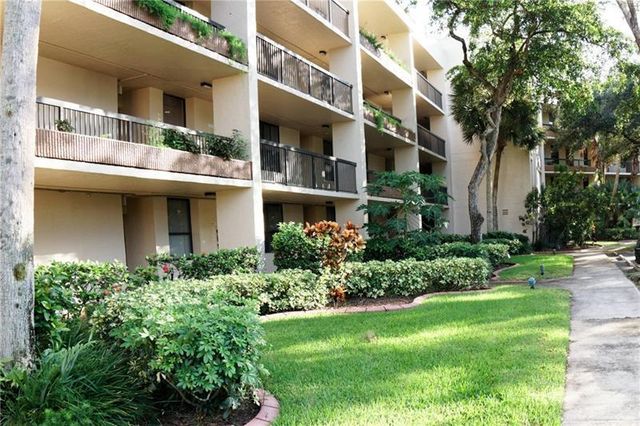 7500 NW 1st Court 102-3, Plantation, FL 33317