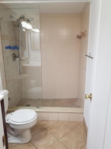 7500 NW 1st Court 102-3, Plantation, FL 33317