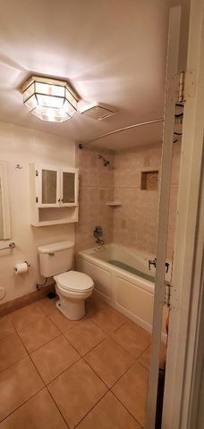 7500 NW 1st Court 102-3, Plantation, FL 33317