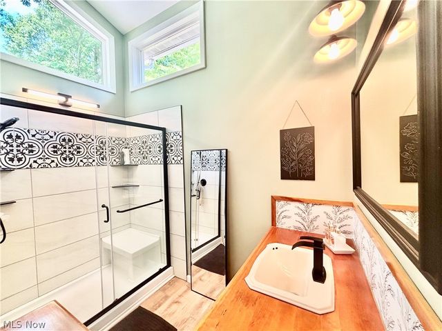 631 Pleasant Street, East Liverpool, OH 43920