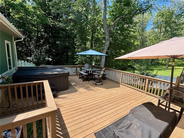 631 Pleasant Street, East Liverpool, OH 43920