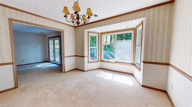 714 Galahad DR, Newport News, VA 23608