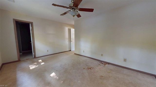 714 Galahad DR, Newport News, VA 23608
