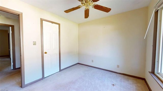 714 Galahad DR, Newport News, VA 23608