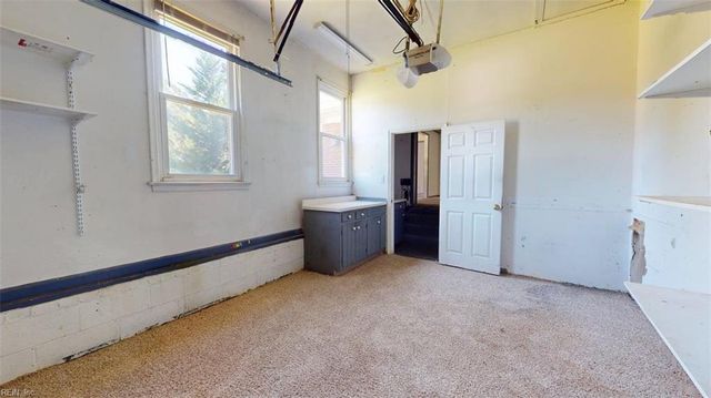 714 Galahad DR, Newport News, VA 23608
