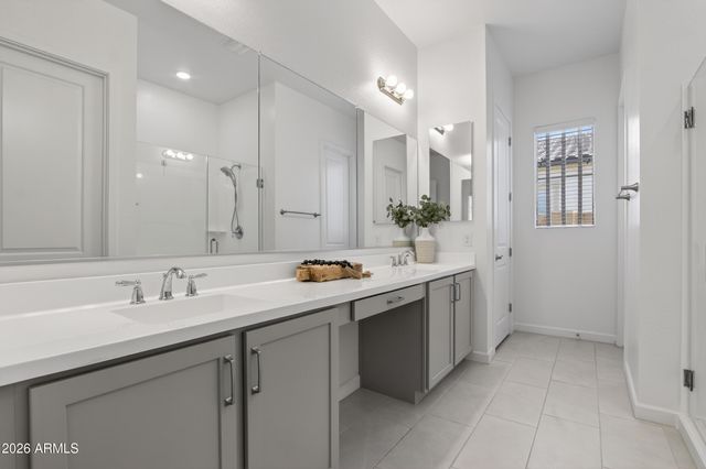 22642 E ROUNDUP Way, Queen Creek, AZ 85142