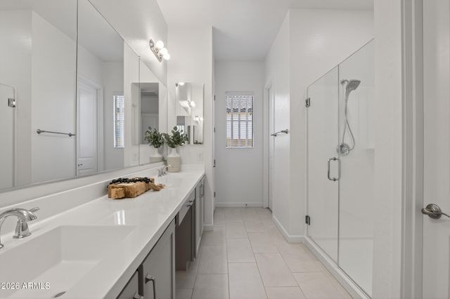 22642 E ROUNDUP Way, Queen Creek, AZ 85142