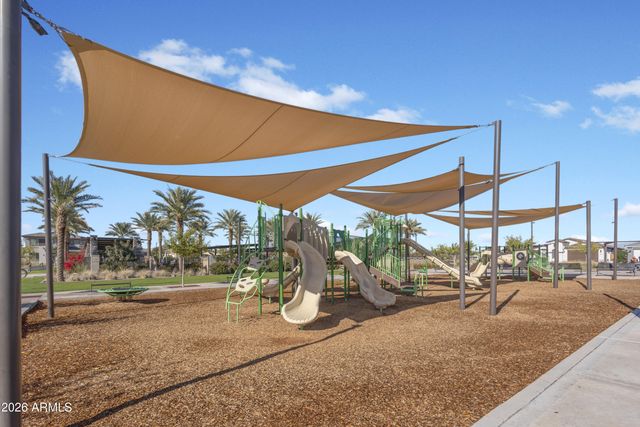 22642 E ROUNDUP Way, Queen Creek, AZ 85142