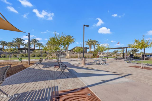 22642 E ROUNDUP Way, Queen Creek, AZ 85142