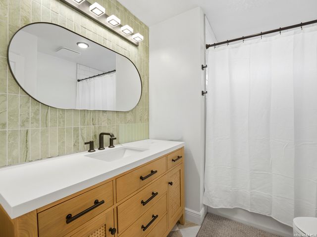 5126 Casbury, San Antonio, TX 78249