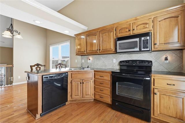 14602 Eastern Court, Grandview, MO 64030