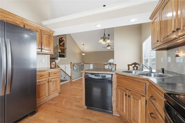 14602 Eastern Court, Grandview, MO 64030