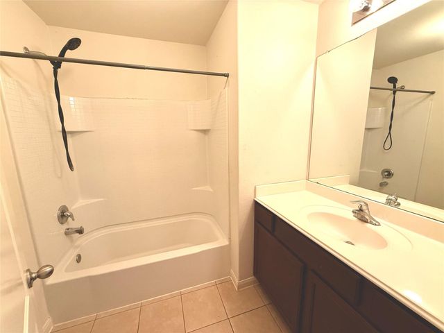 2407 Seabourne Trails Rd Road, Rosenberg, TX 77469