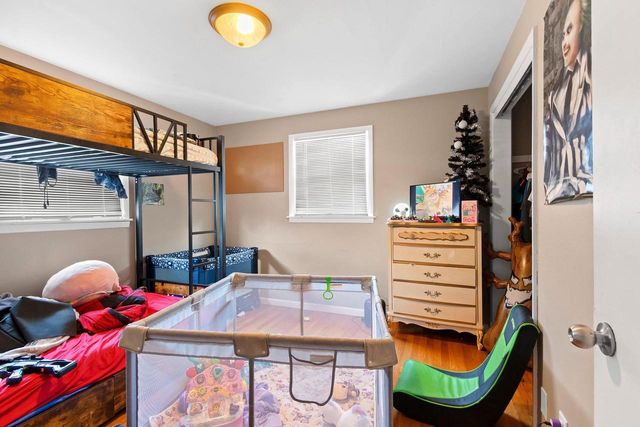 1312 S RIVERDALE DRIVE, Appleton, WI 54914