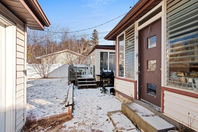 1312 S RIVERDALE DRIVE, Appleton, WI 54914