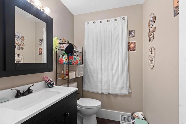 1312 S RIVERDALE DRIVE, Appleton, WI 54914