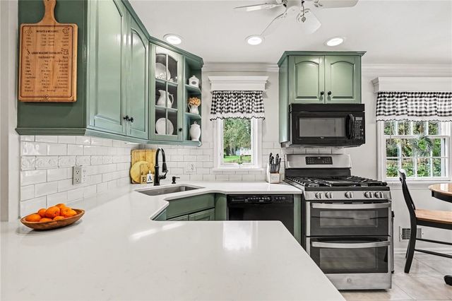 277 Country Shire Drive, Greece, NY 14626