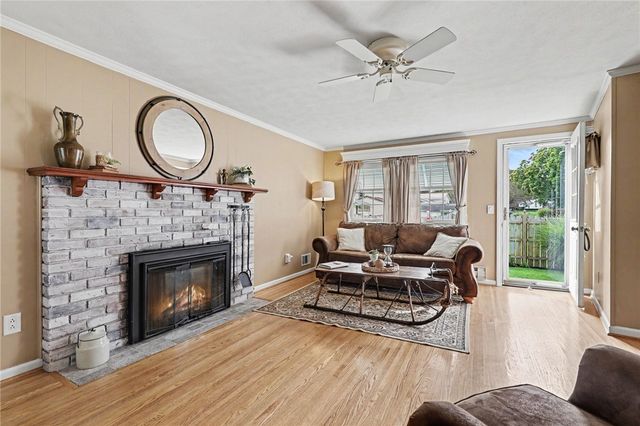 277 Country Shire Drive, Greece, NY 14626