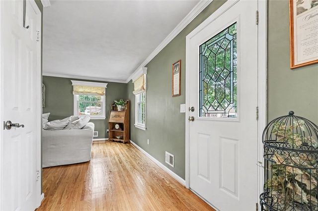 277 Country Shire Drive, Greece, NY 14626
