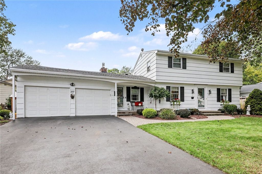 277 Country Shire Drive, Greece, NY 14626