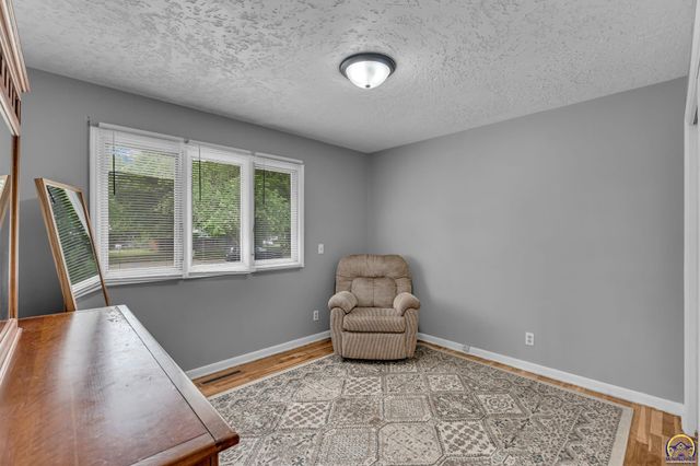 2830 SW Indian Trail, Topeka, KS 66614
