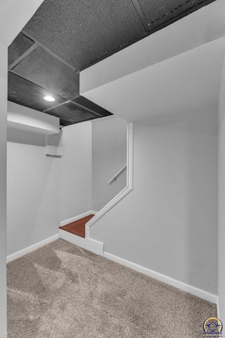 2830 SW Indian Trail, Topeka, KS 66614