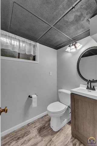 2830 SW Indian Trail, Topeka, KS 66614