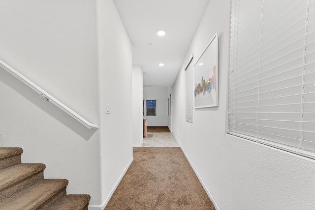 4910 E Alexander Ave, Fresno, CA 93725