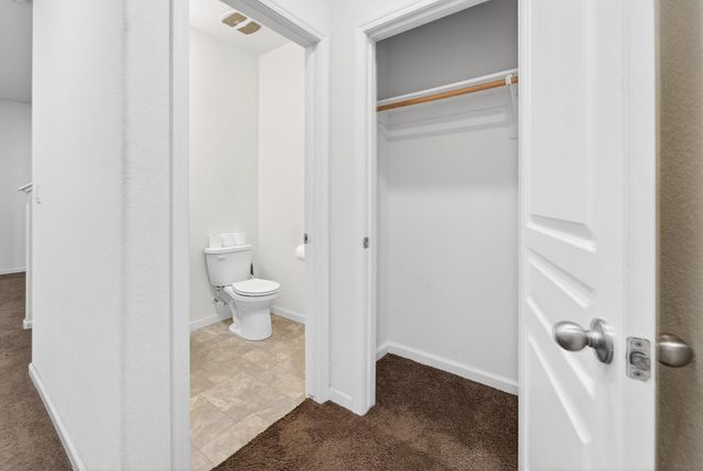 4910 E Alexander Ave, Fresno, CA 93725