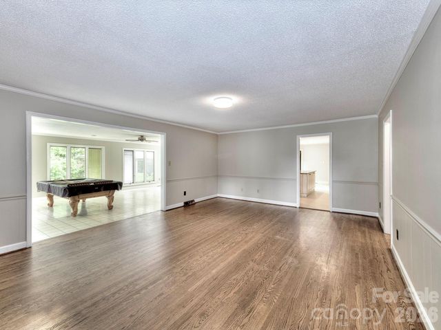 1401 Heatherloch Drive, Gastonia, NC 28054
