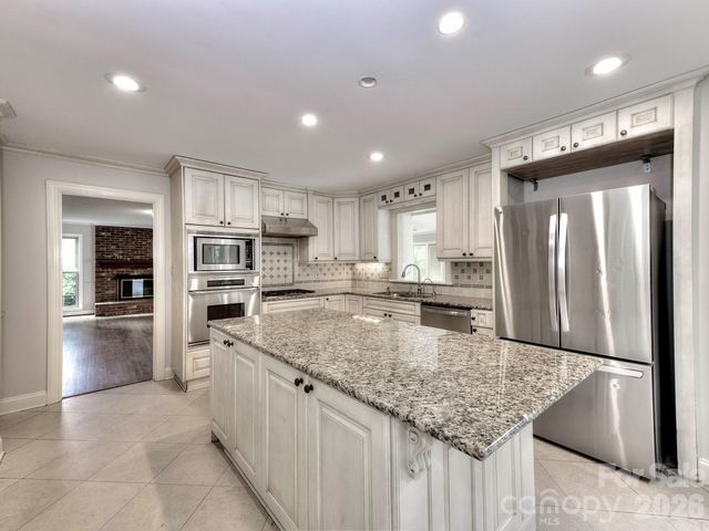 1401 Heatherloch Drive, Gastonia, NC 28054