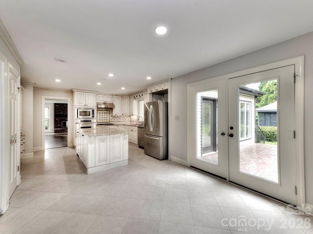 1401 Heatherloch Drive, Gastonia, NC 28054