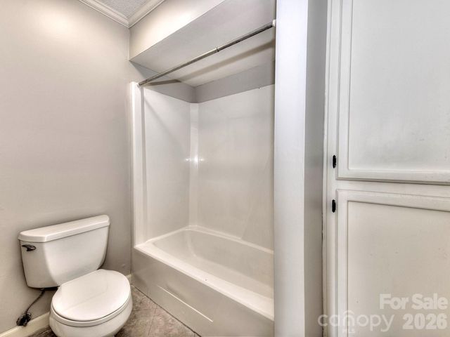 1401 Heatherloch Drive, Gastonia, NC 28054