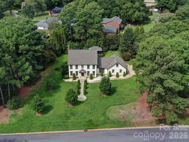 1401 Heatherloch Drive, Gastonia, NC 28054