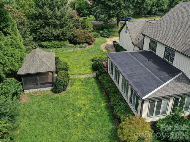1401 Heatherloch Drive, Gastonia, NC 28054