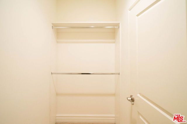 8610 Chalmers Drive 406, Los Angeles, CA 90035