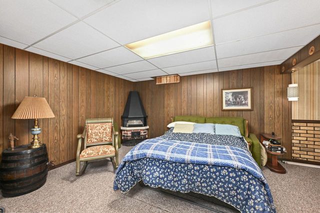 895 Copenhill DRIVE, Waukesha, WI 53186