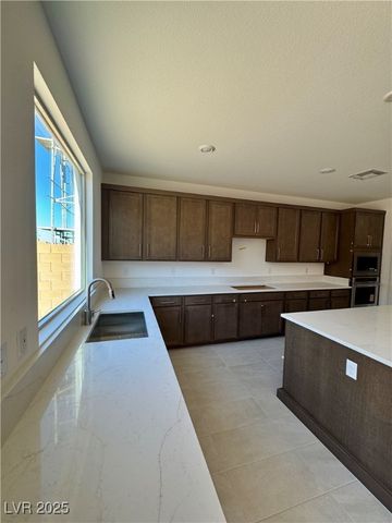 10217 Dawnville Walk Street, Las Vegas, NV 89141