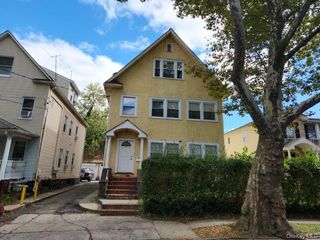525 S 11th Avenue, Mount Vernon, NY 10550