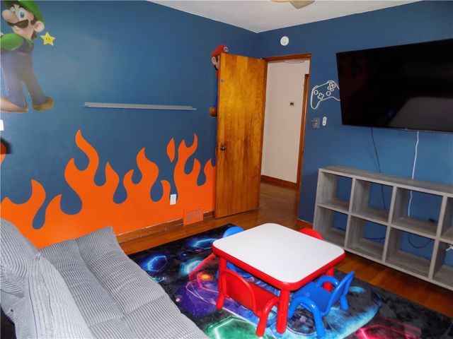 175 7th Street Ext., New Kensington, PA 15068