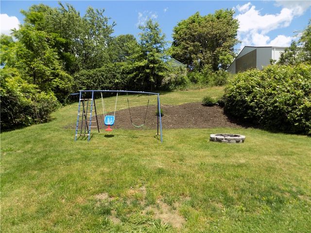 175 7th Street Ext., New Kensington, PA 15068