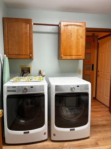 252 Bedford Circle, Valparaiso, IN 46383